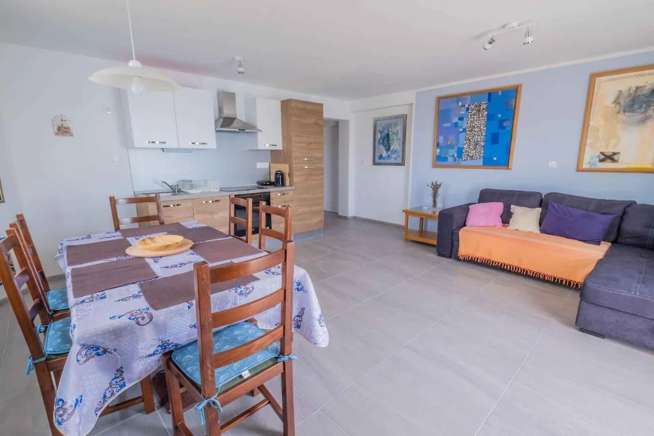Apartment In Jadranovo 42264